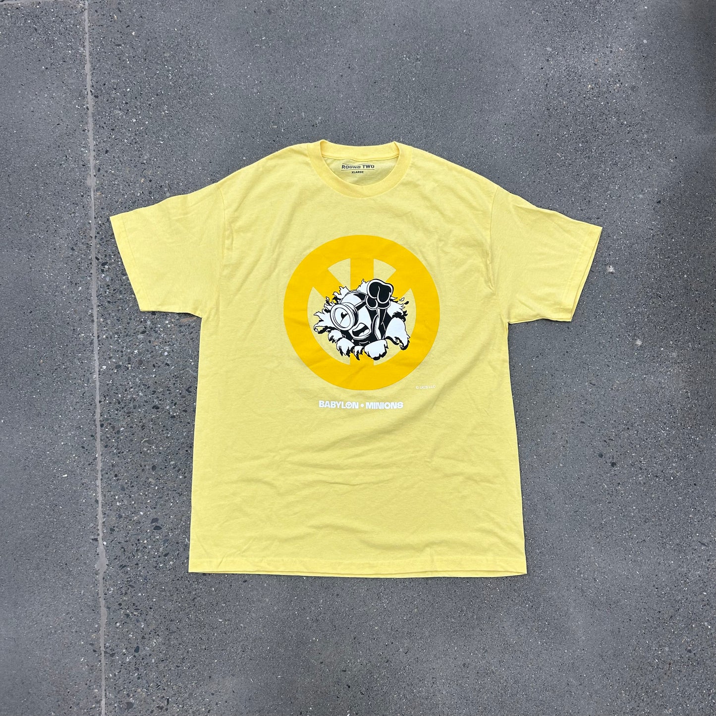 Minions x Round Two Tee SZ XL (NEW)