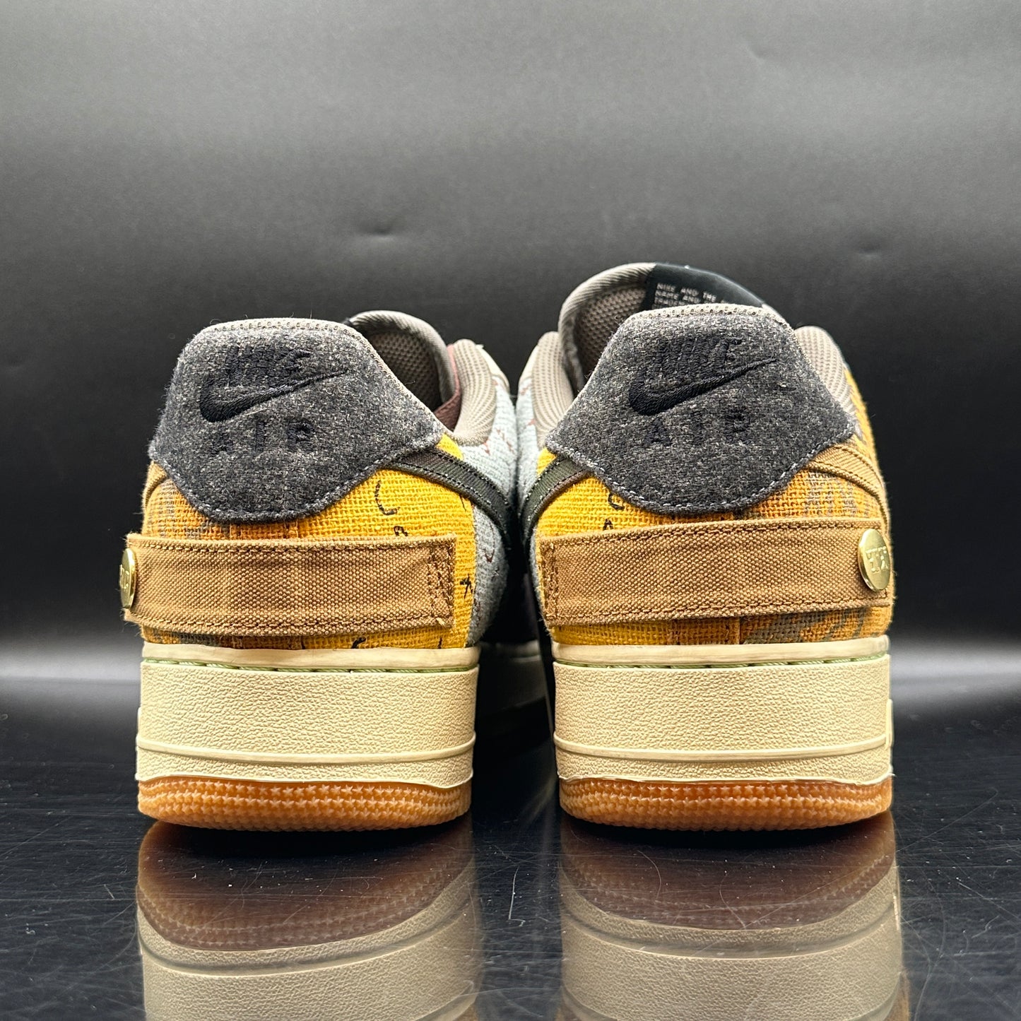 *PRE-OWNED Air Force 1 Travis Scott Cactus Jack SZ 14