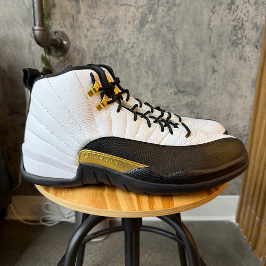 **Jordan 12 Royalty SZ 14