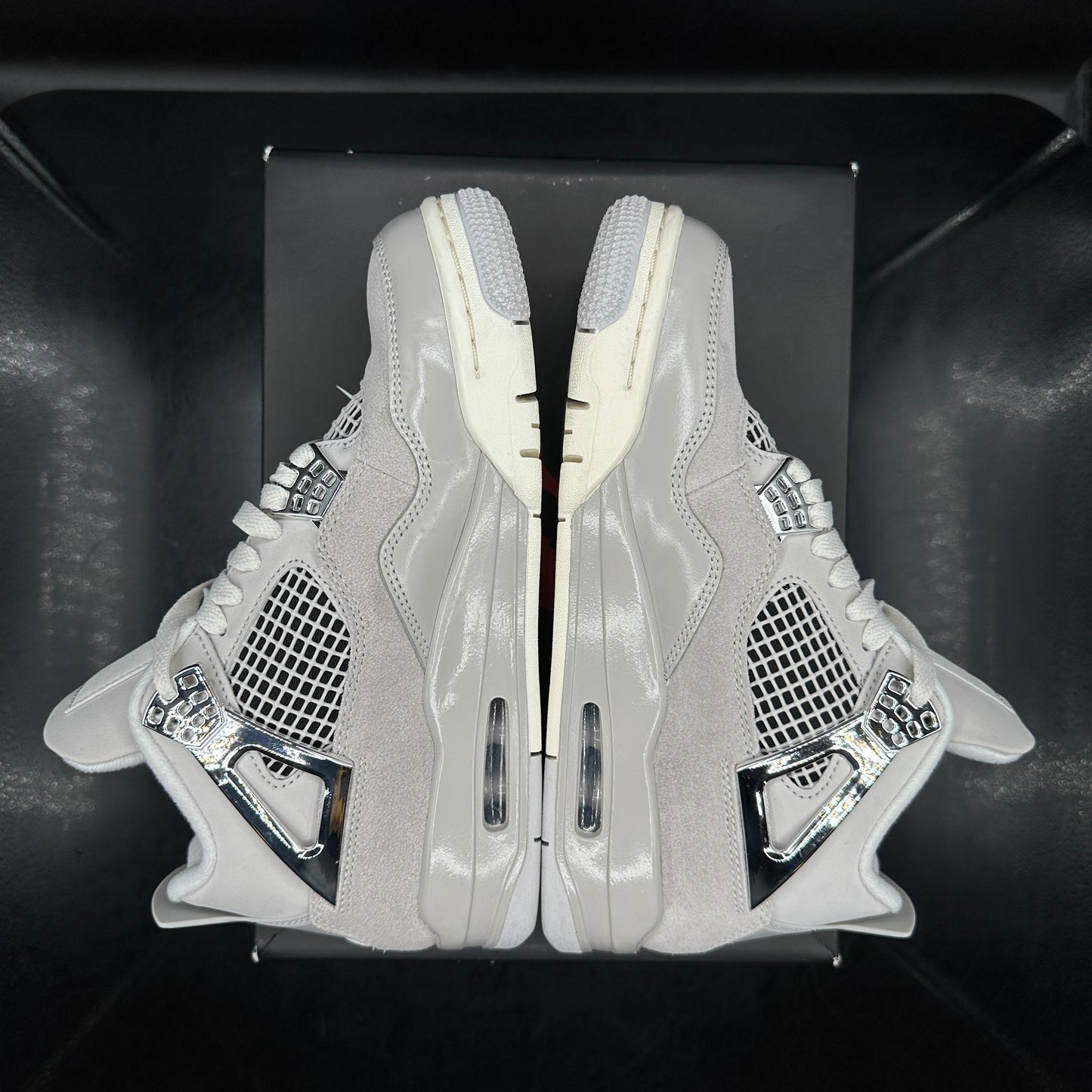 (PRE-OWNED) Jordan 4 Frozen Moments SZ 5.5M / 7W