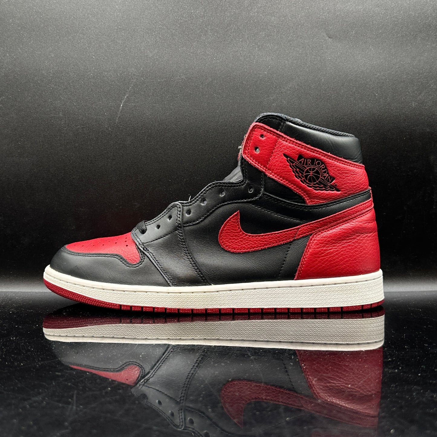 PRE-OWNED Jordan 1 Banned 2016 SZ 14