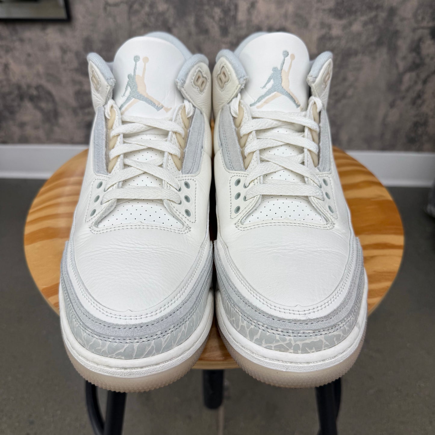 PRE-OWNED Jordan 3 Ivory Craft SZ 10.5