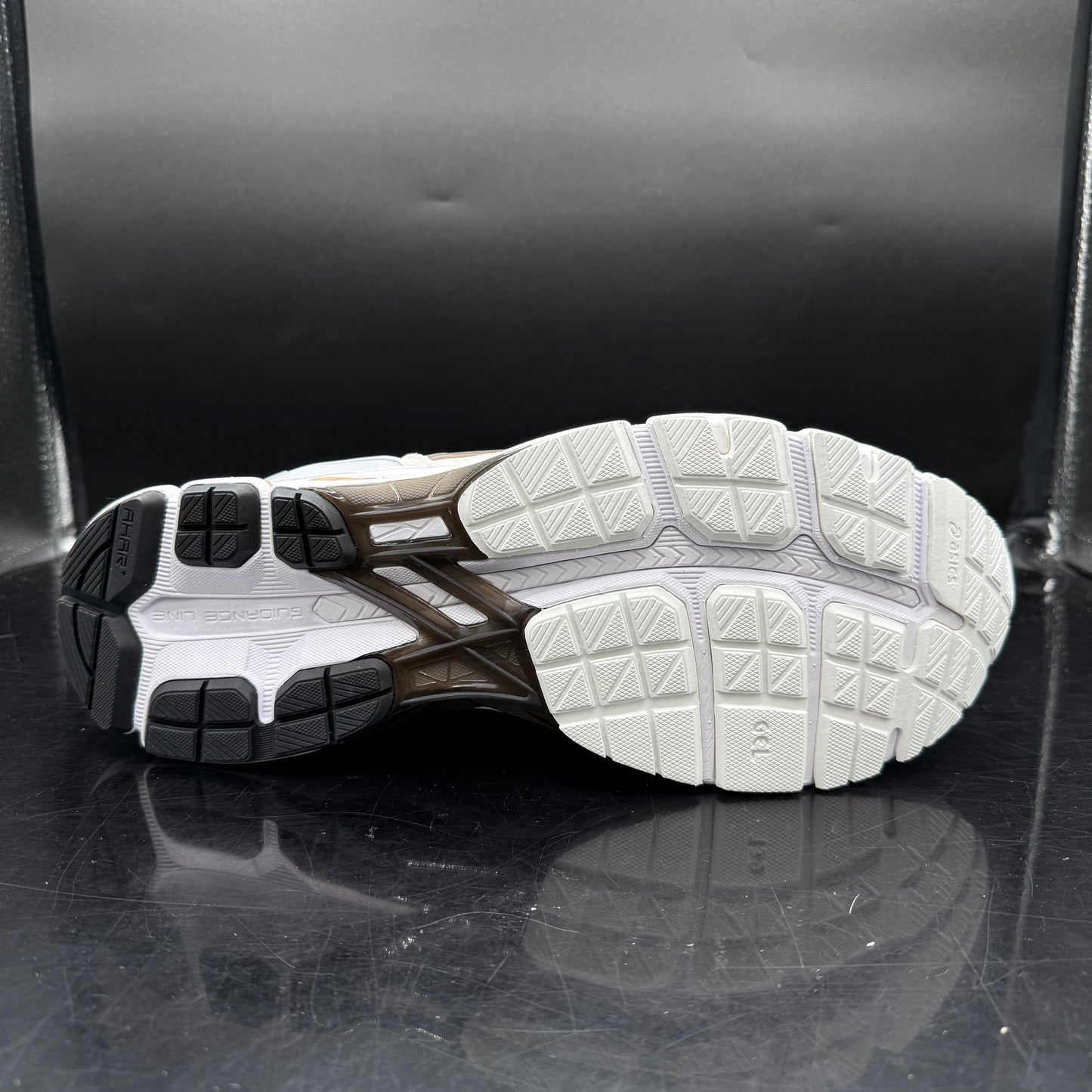 Asiscs Kayano Awake SZ 11.5 DS