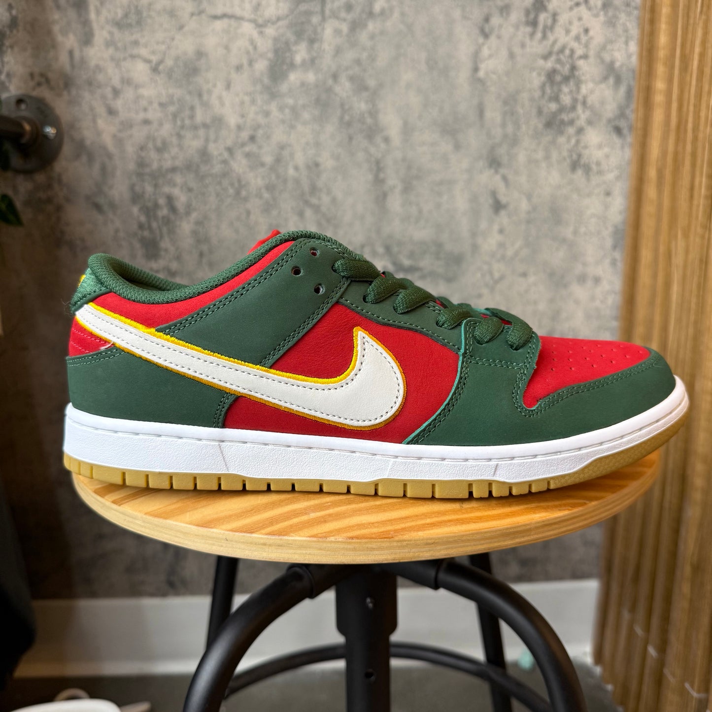 Supersonics SB Low SZ 10.5 (DS)