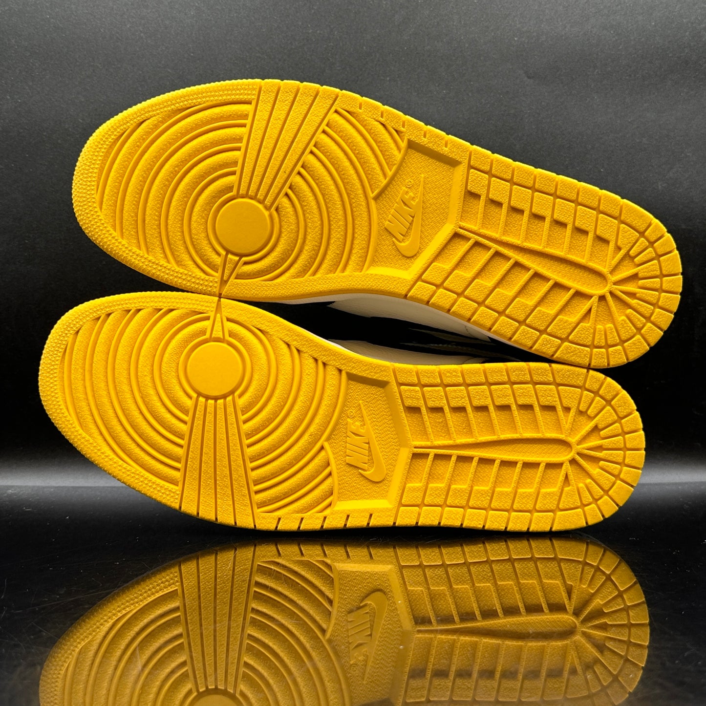 PRE-OWNED Jordan 1 Not For Resale Yellow SZ 12