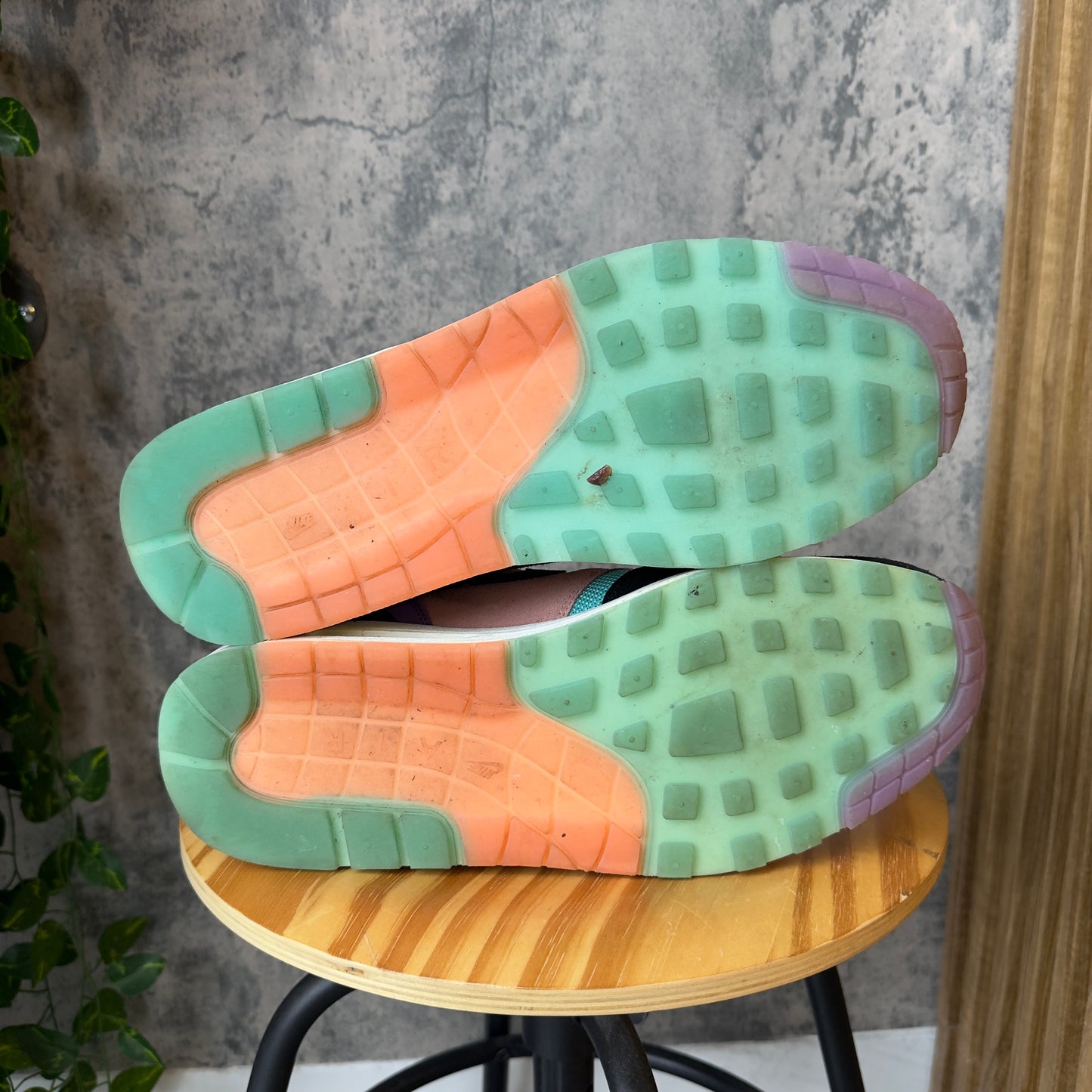 PRE-OWNED Nike Air Max Day SZ 13