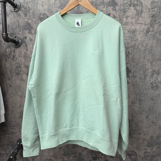 Nike Mint Green Crewneck SZ M