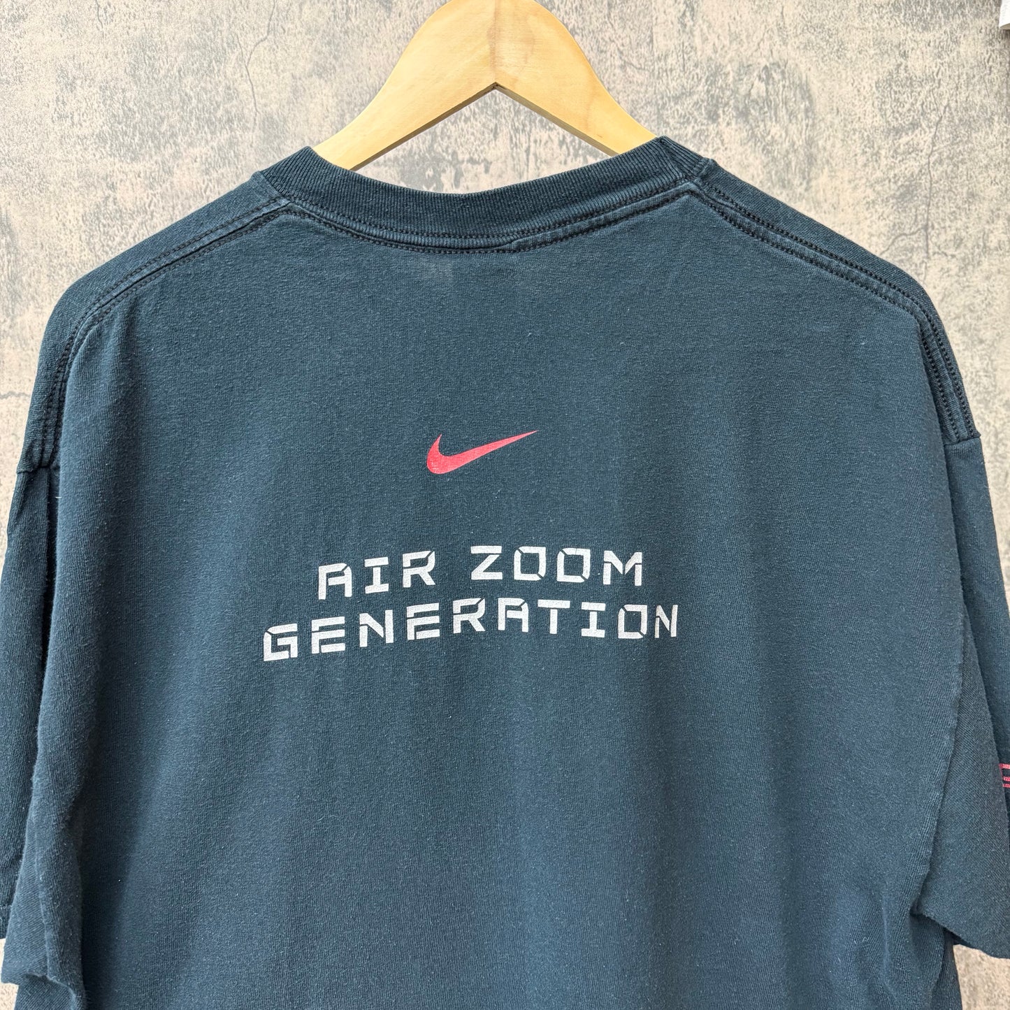 2004 Lebron James Zoom Generation Footaction Promo Tee SZ XL