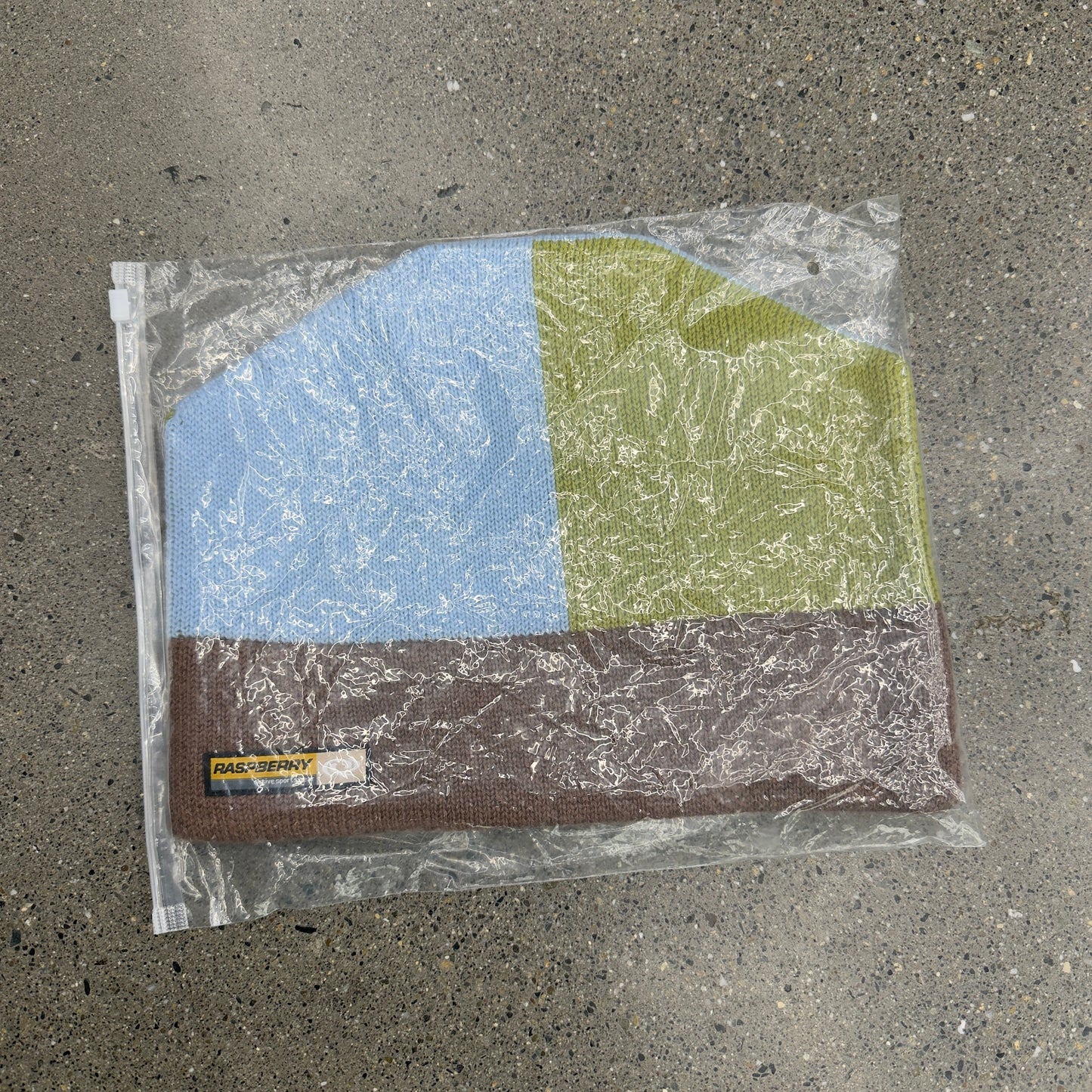 Raspberry Beanie Multicolor Blue/Green/Brown