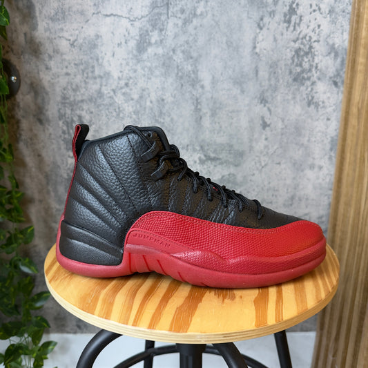 Jordan 12 Flu Game SZ 8