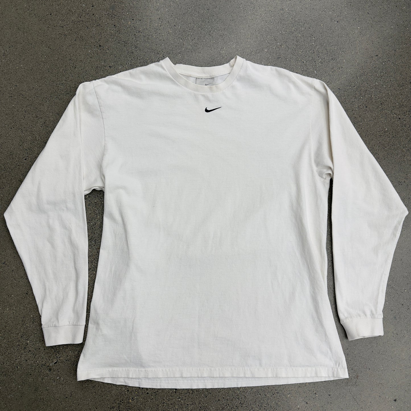 2000s Center Swoosh Nike Longsleeve SZ L