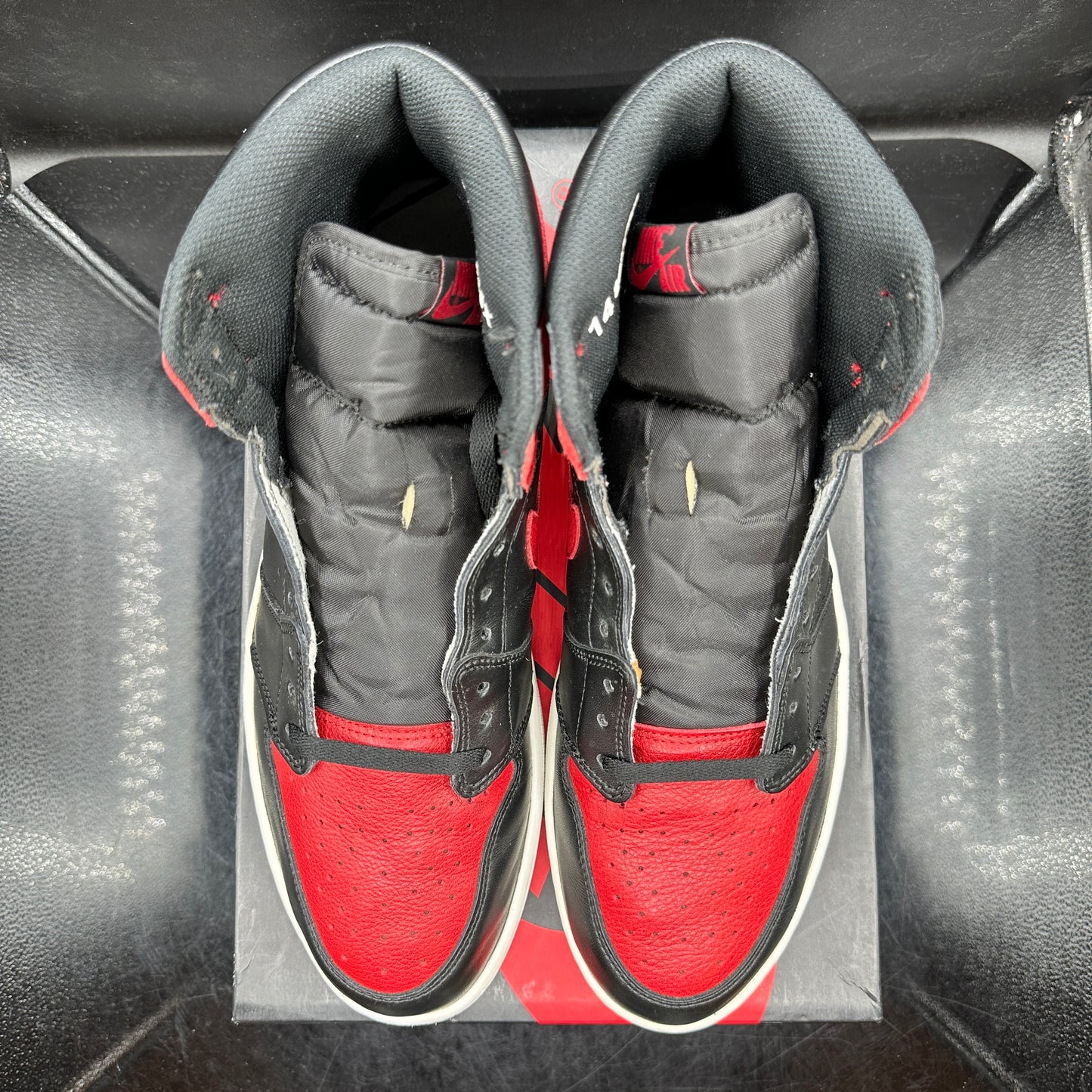 PRE-OWNED Jordan 1 Banned 2016 SZ 14