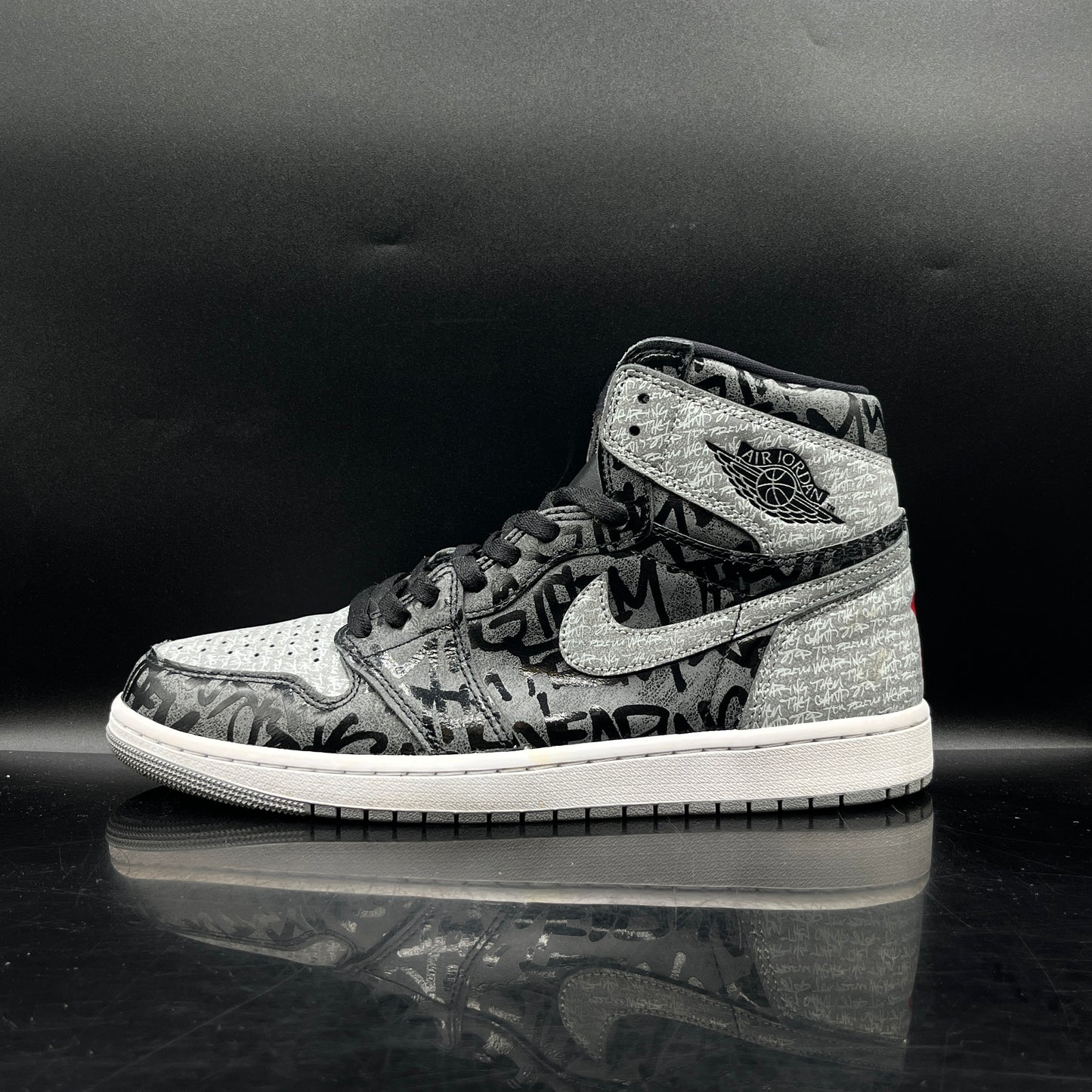 PRE-OWNED Jordan 1 Rebillionare SZ 10.5