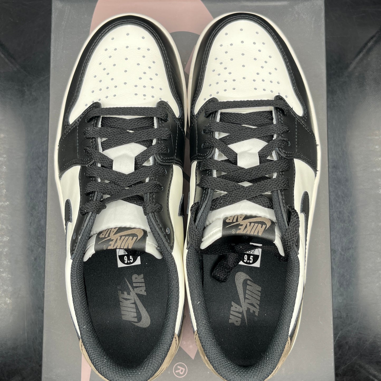 PRE-OWNED Jordan 1 Mocha Low SZ 9.5
