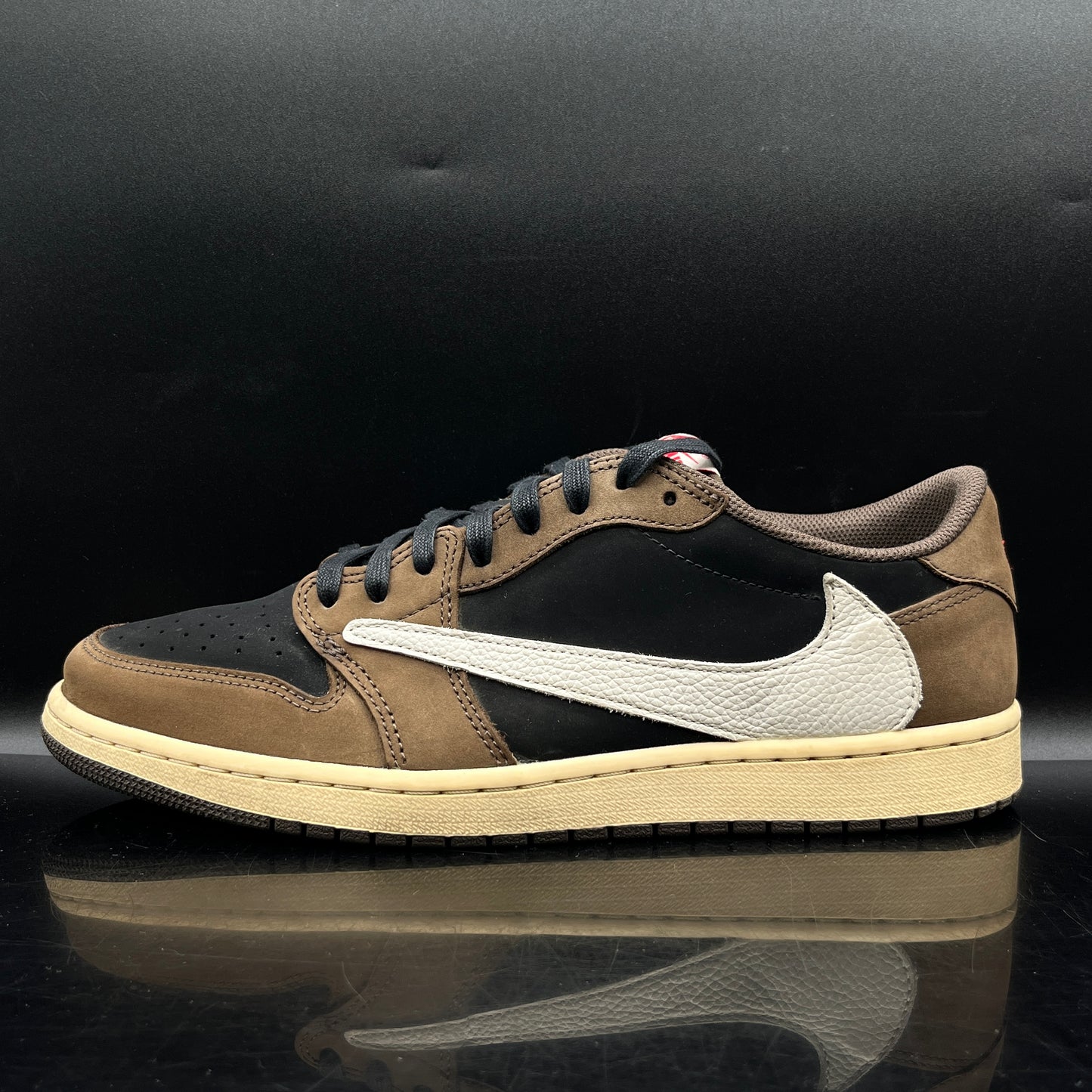 **(PRE-OWNED) Jordan 1 Travis Scott OG Mocha Low SZ 12