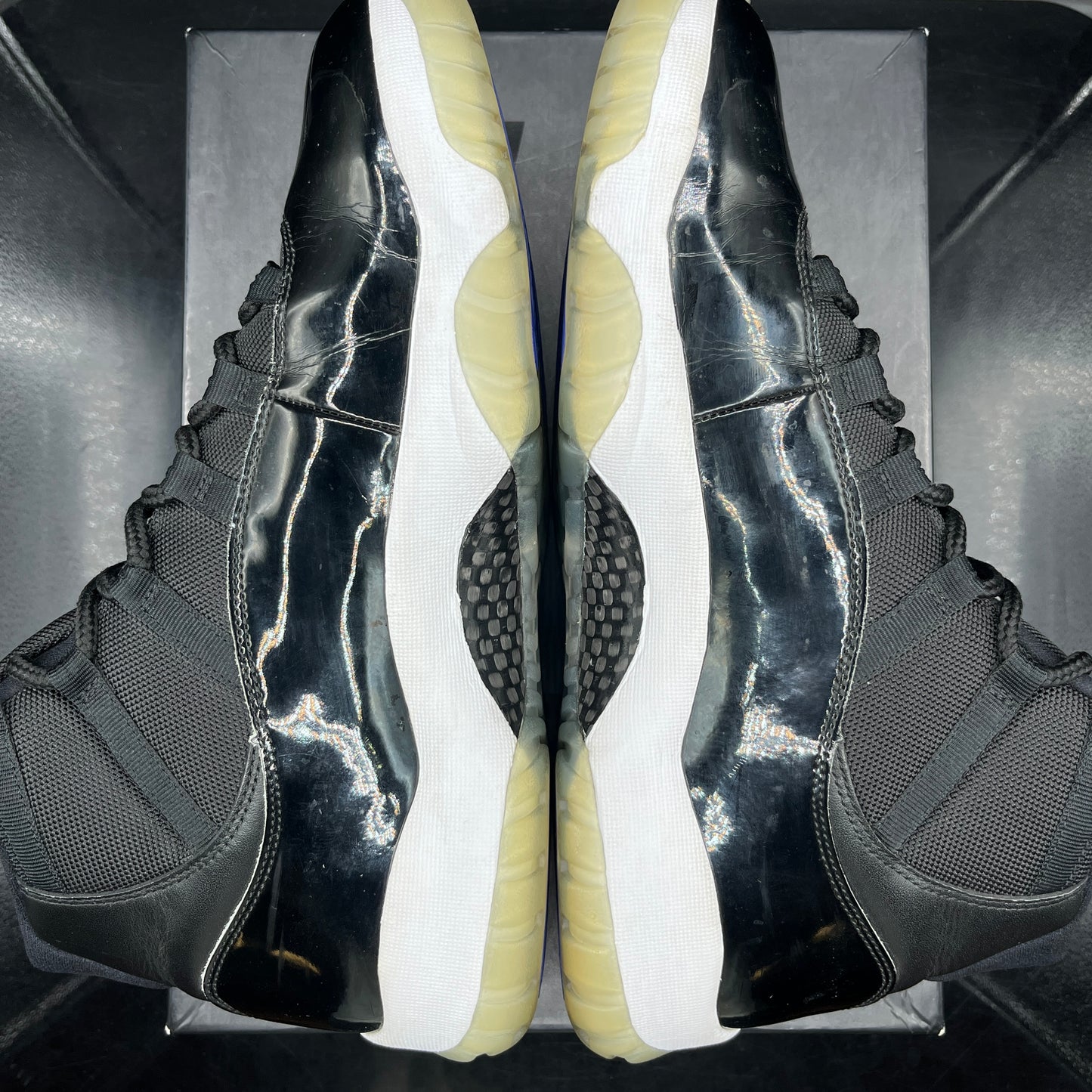 PRE-OWNED Jordan 11 Space Jam SZ 13