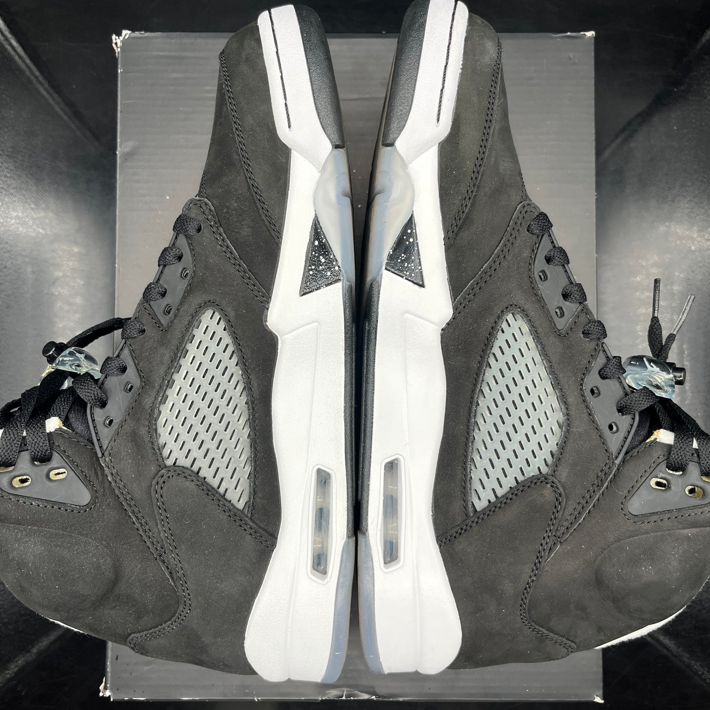 PRE-OWNED Jordan 5 Moonlight SZ 11