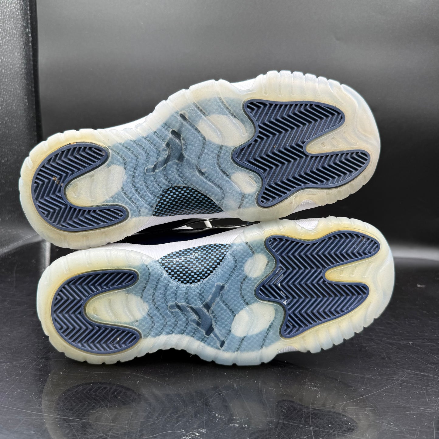 PRE-OWNED Jordan 11 Win Like 82 SZ 5Y