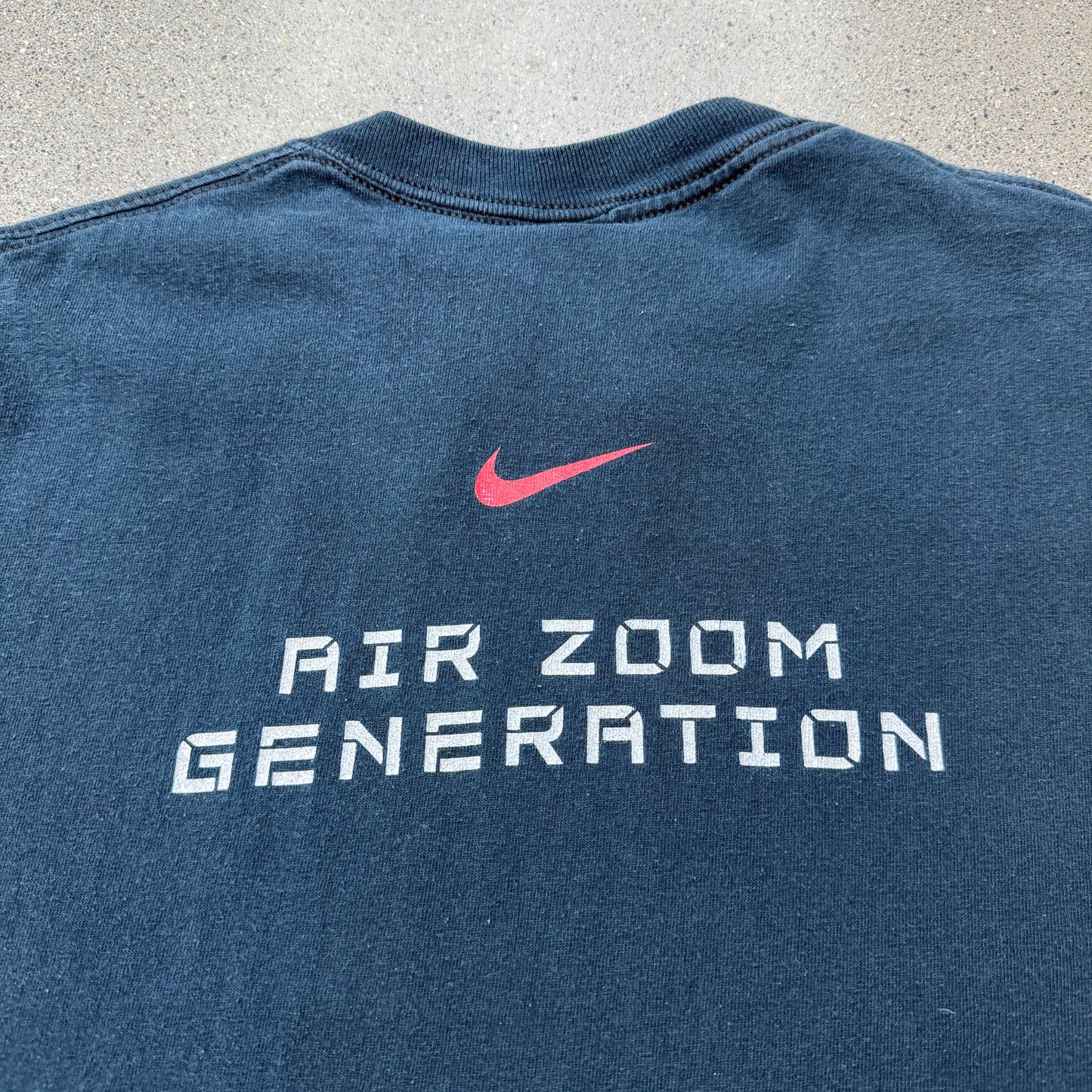 2004 Lebron James Zoom Generation Footaction Promo Tee SZ XL