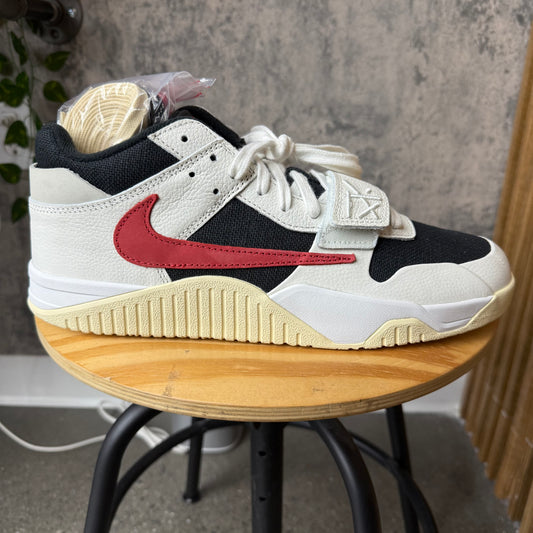 Travis Jumpman Jack University Red SZ 11.5 (DS)