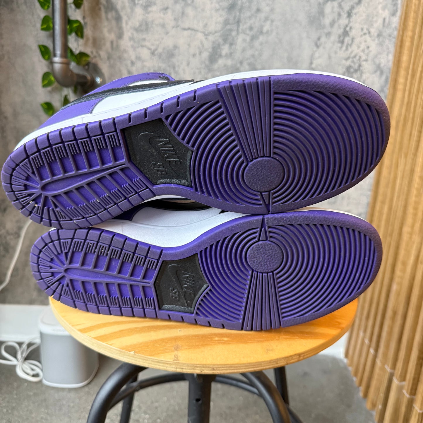 (PRE-OWNED) Nike SB Court Purple SZ 11.5