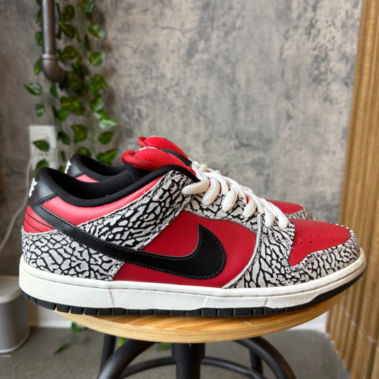 (PRE-OWNED) Nike SB Supreme Red Cement SZ 9
