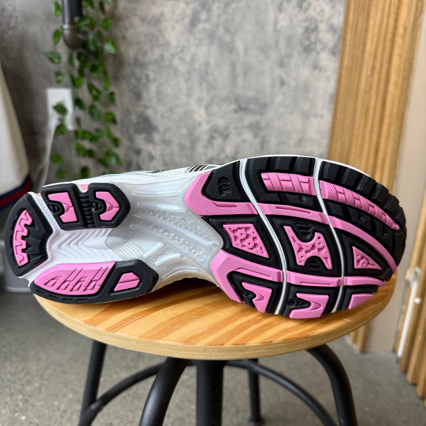 Asics Gel Kayano 14 SZ 7.5M/9W (DS)