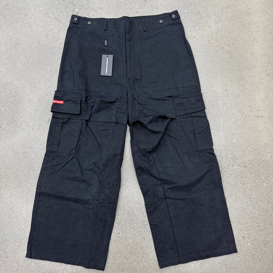 Raspberry Hills Cargo Pants Black SZ L