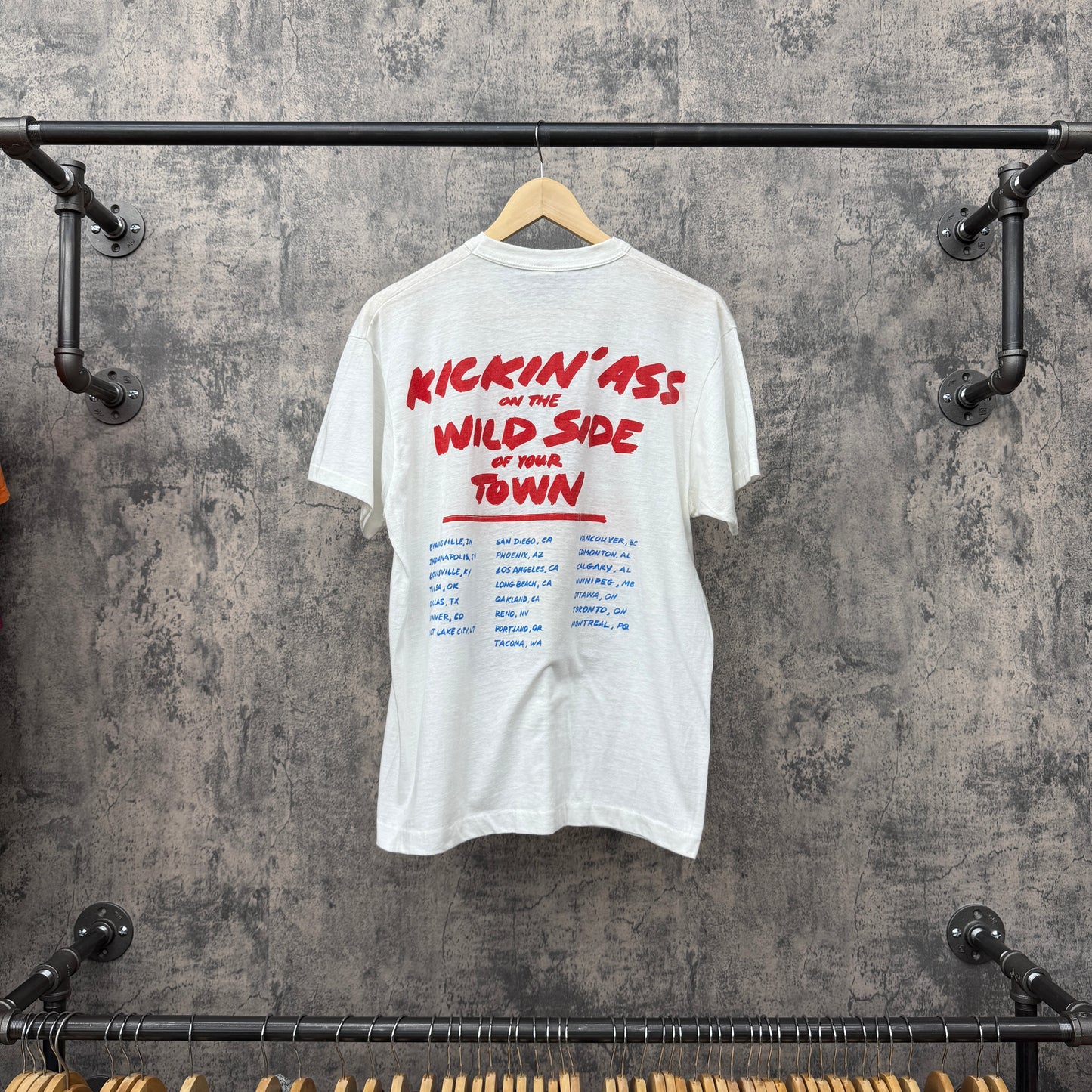 1987 Motely Crue Kickin' Ass On The Wild Side Tour Tee SZ XL