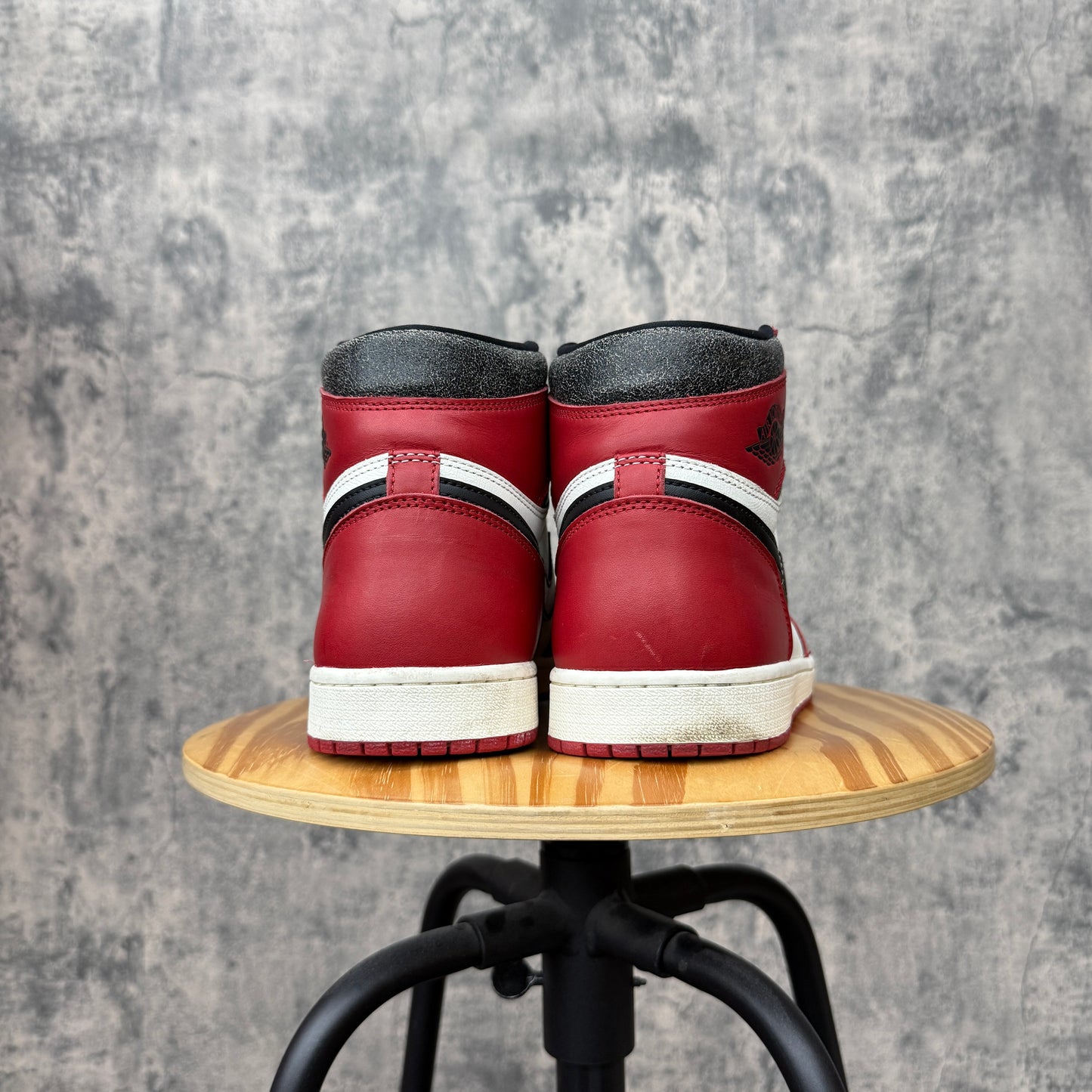 PRE-OWNED Jordan 1 Lost & Found SZ 11.5