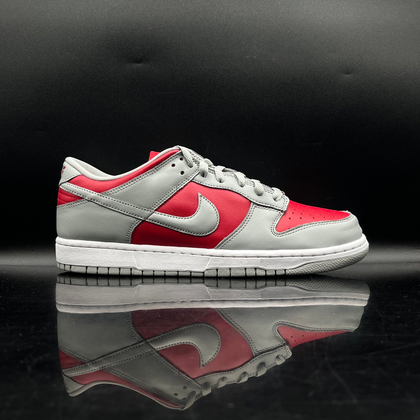 Nike Dunk Low Reverse UltraMan SZ 10 (DS)