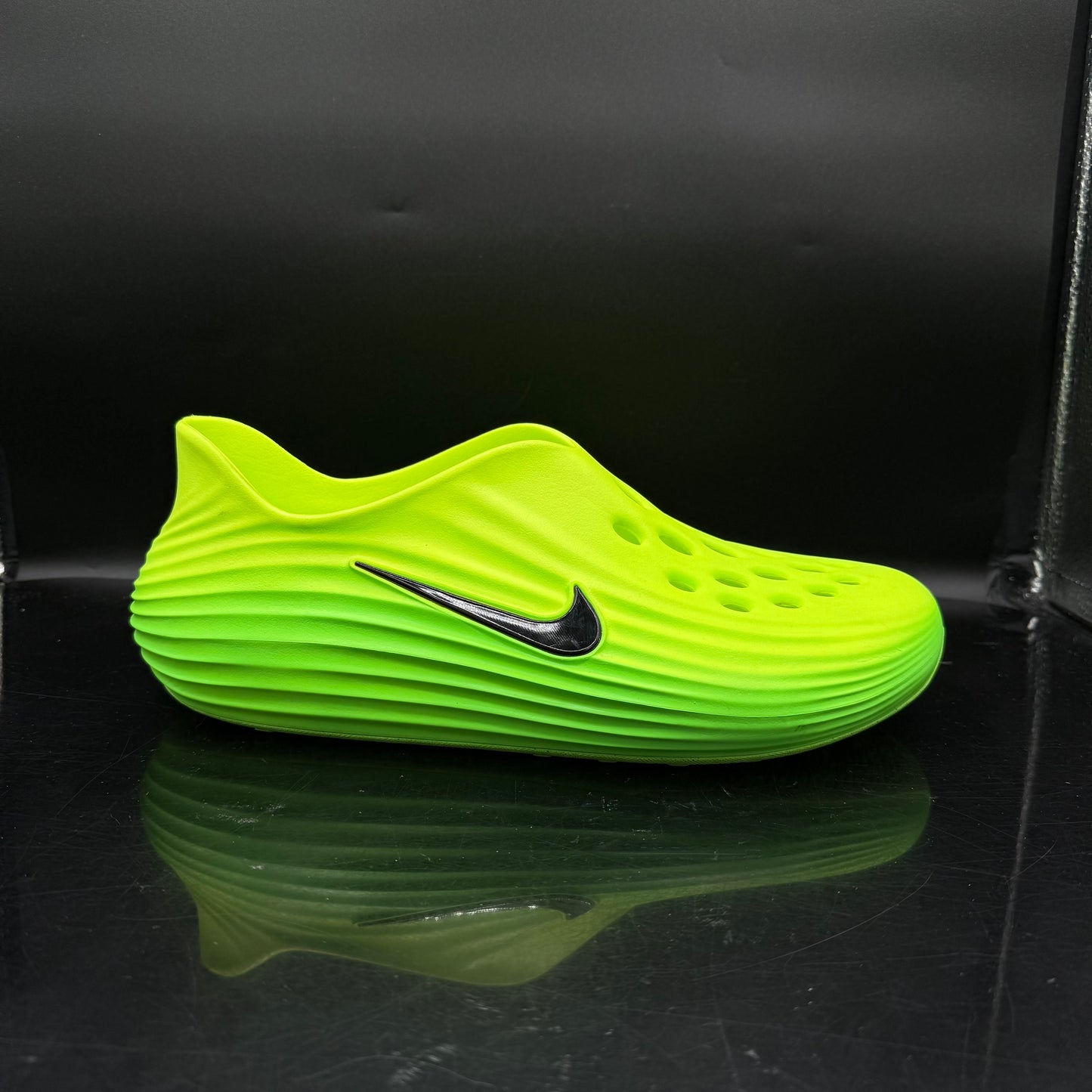 **Nike Rejuven8 ReactX Volt SZ 13 (DS)