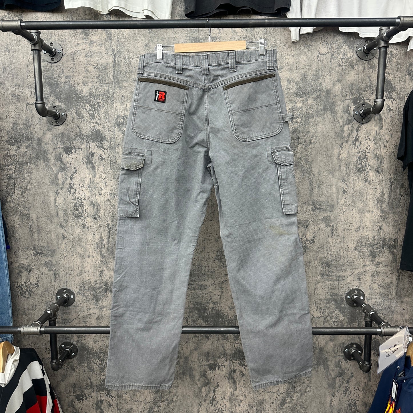 36 X 34 Wrangler Riggs Faded Grey Cargos