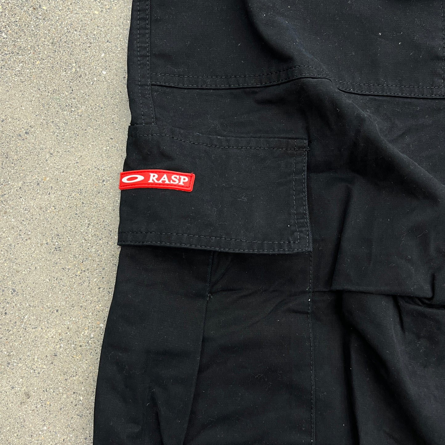 Raspberry Black Cargo Pants SZ XL