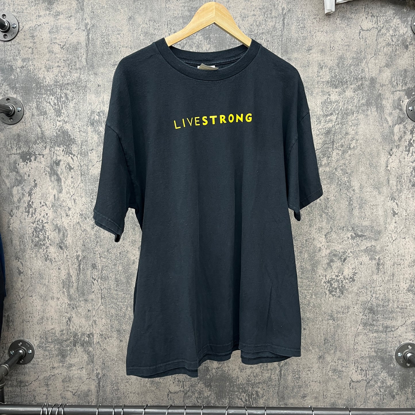 Y2K LiveStrong Lance Armstrong Tee SZ XL