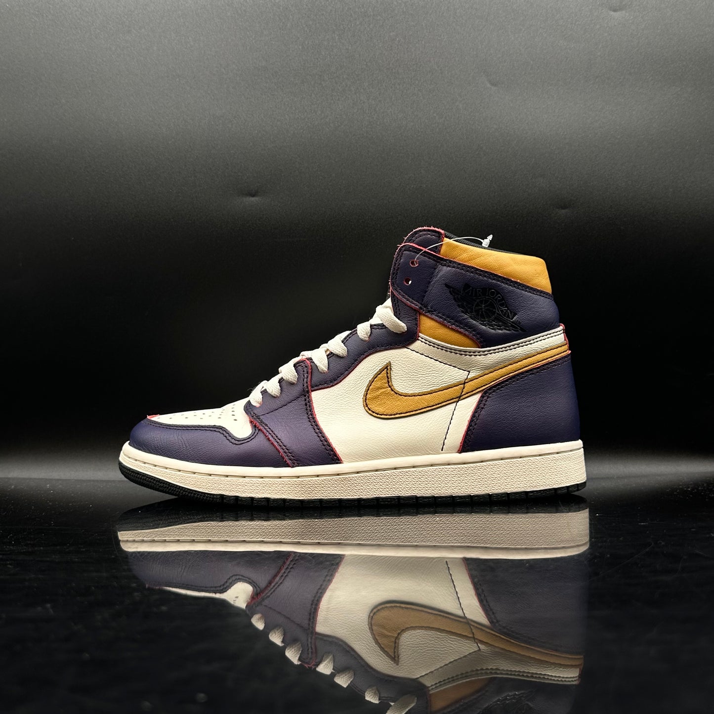 PRE-OWNED Jordan 1 SB LA to CHI SZ 9