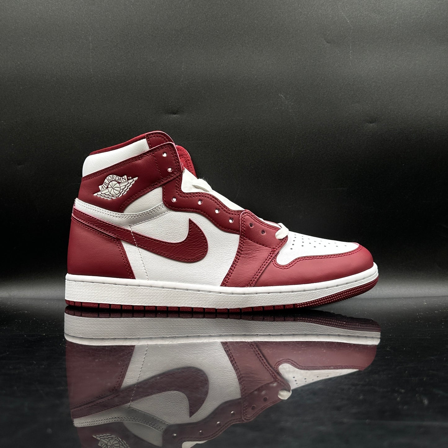 Jordan 1 High Team Red SZ 11.5 (DS)