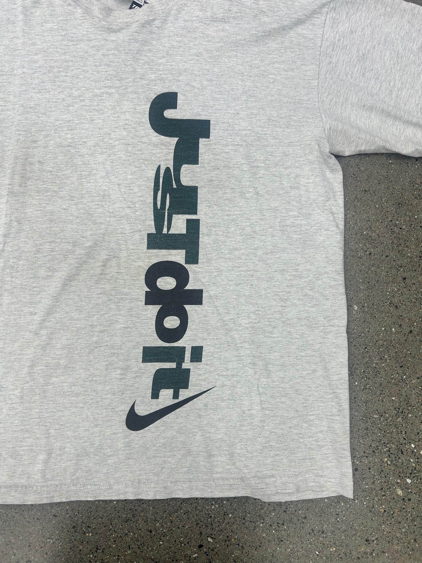 Early 90s Big Swoosh Back Hit Nike Just do it Grey Tee SZ L