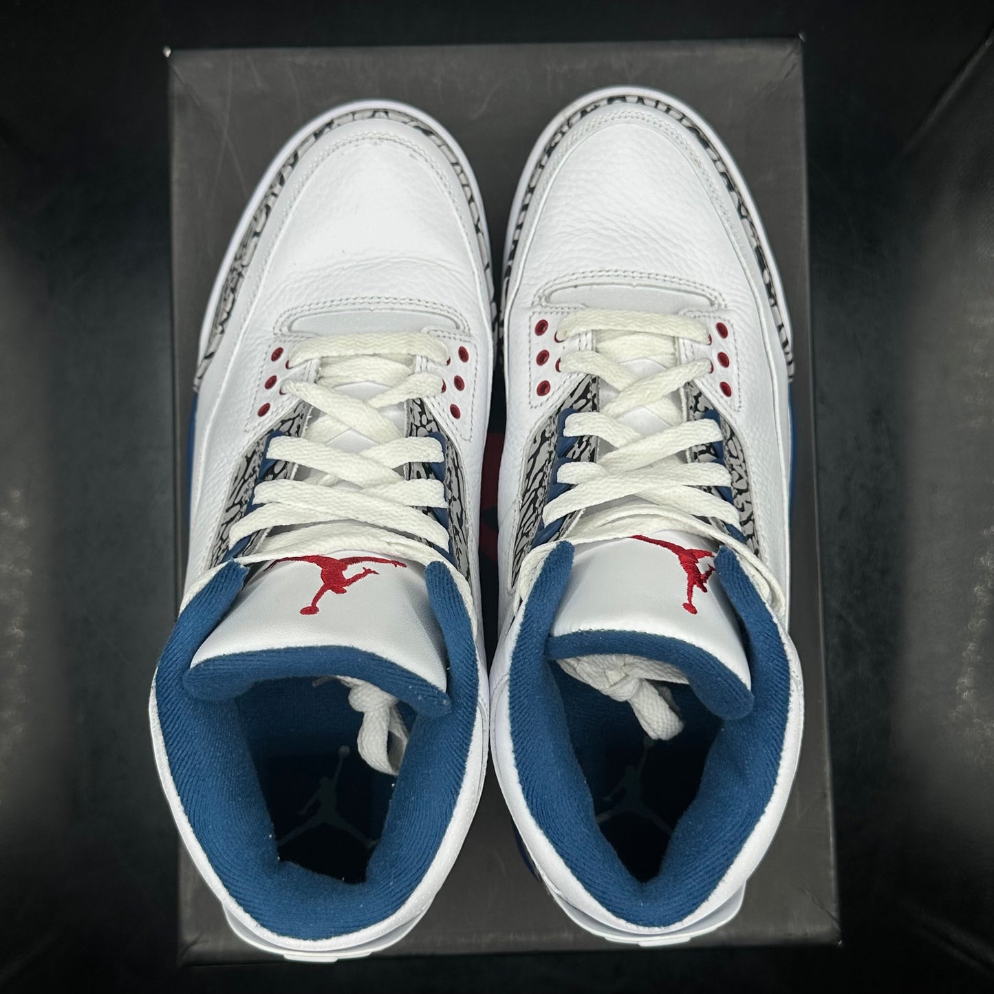 PRE-OWNED Jordan 3 True Blue SZ 9