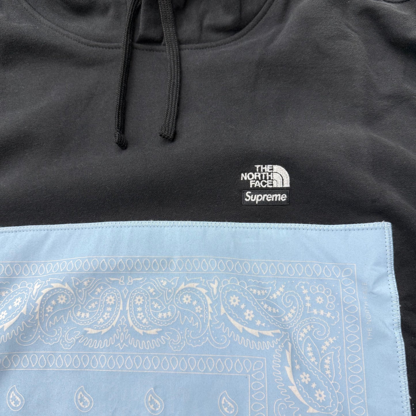 The North Face Supreme Bandana Powder Blue Jacket SZ XL (NEW)