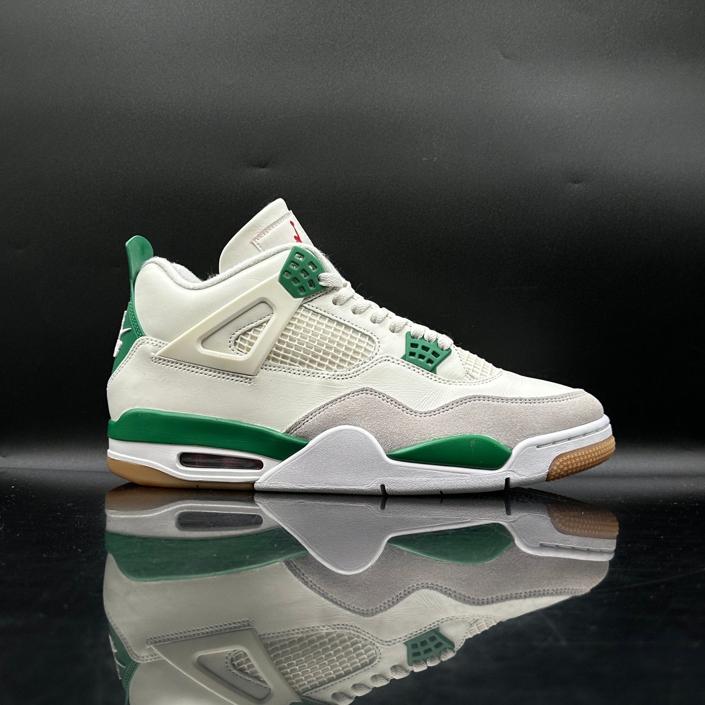 (PRE-OWNED) Jordan 4 SB Pine Green SZ 12