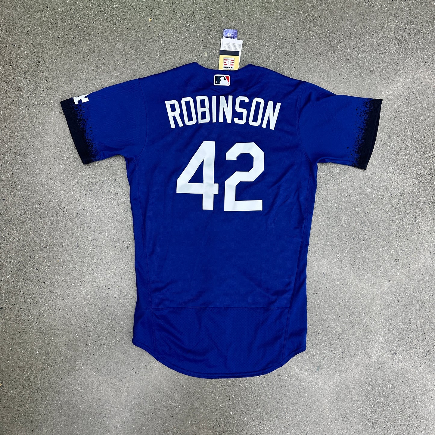 LA Dodgers Jackie Robinson Jersey City Edition SZ S (NEW)