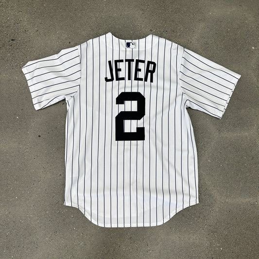 Derek Jeter Yankees Home Jersey SZ M