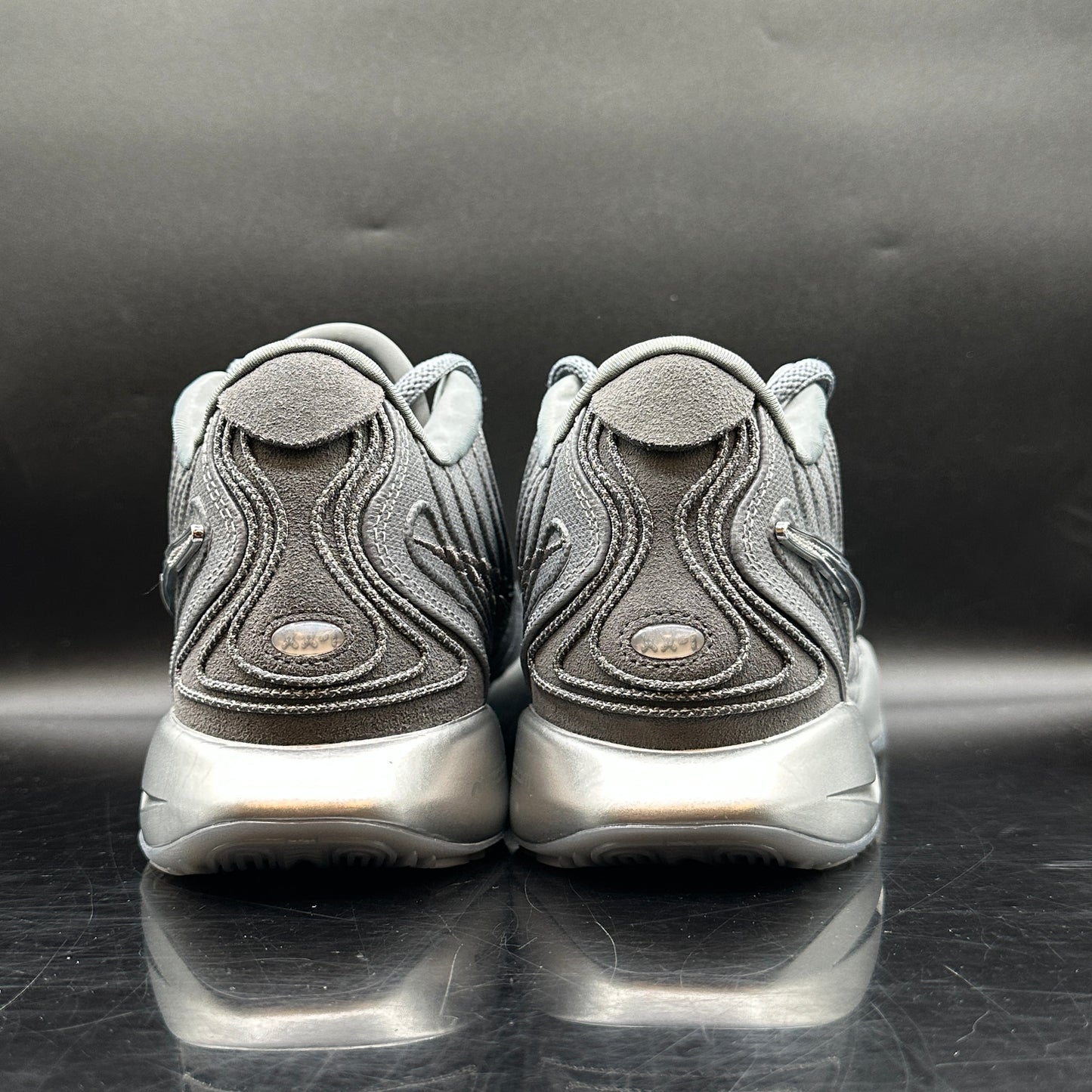 Lebron 21 Cool Grey Resilient SZ 11 (DS)