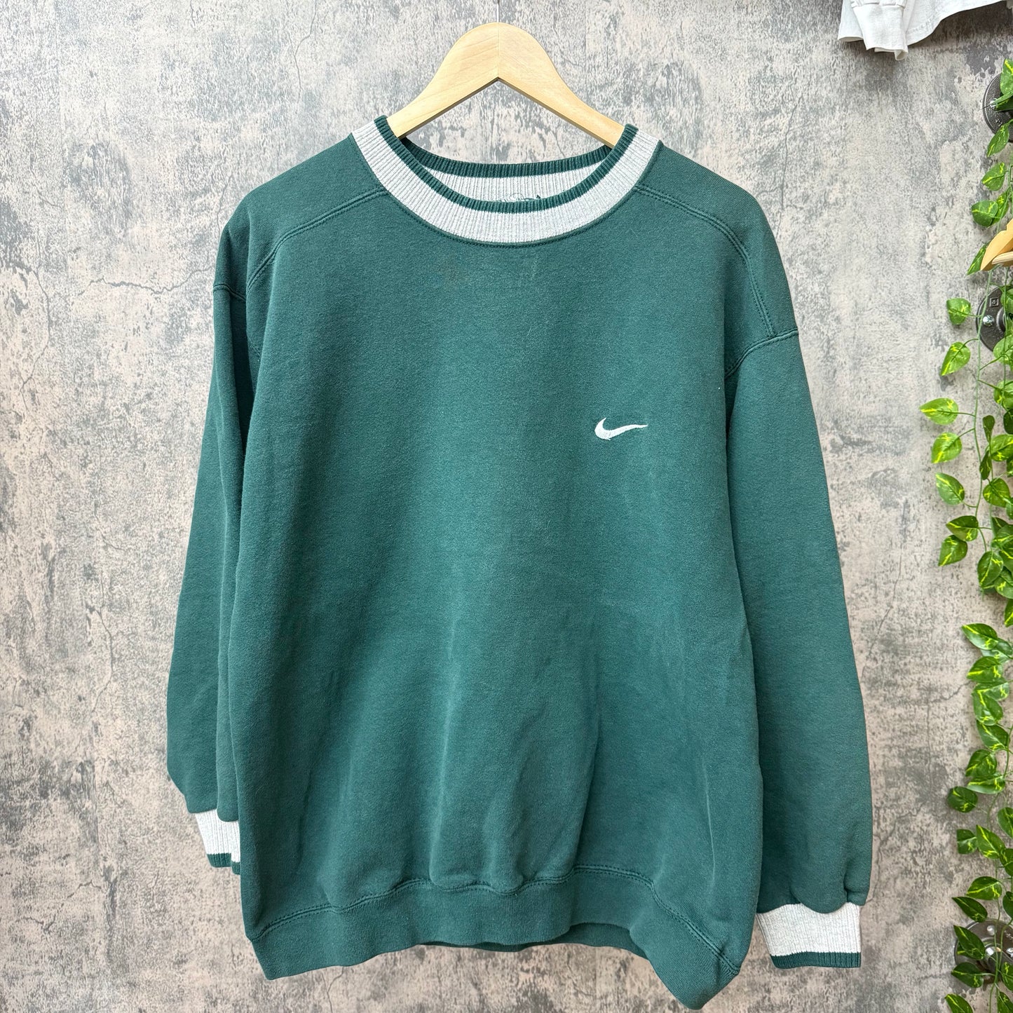90s Nike Green Crewneck SZ M
