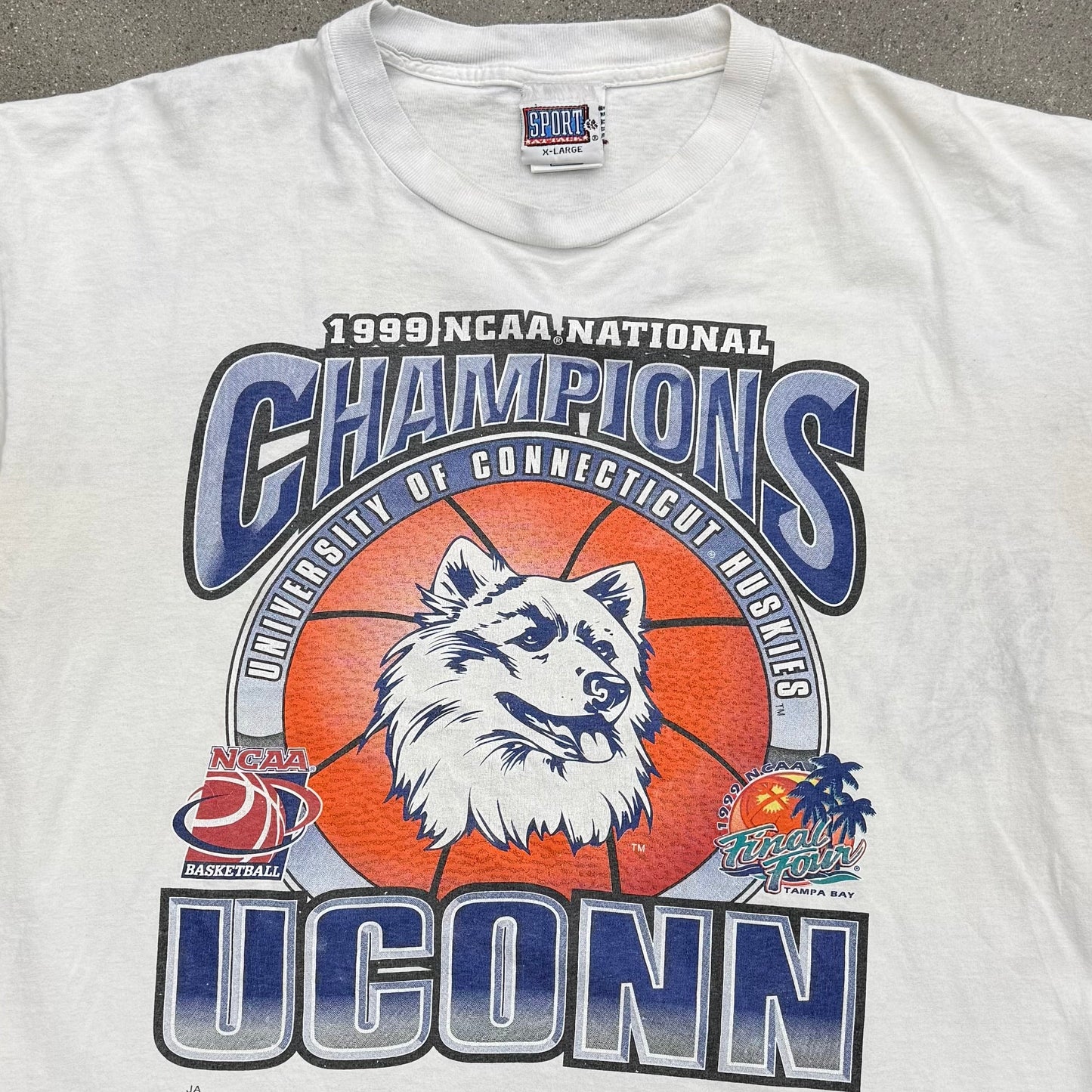 1999 NCAA National Champs UCONN SZ XL
