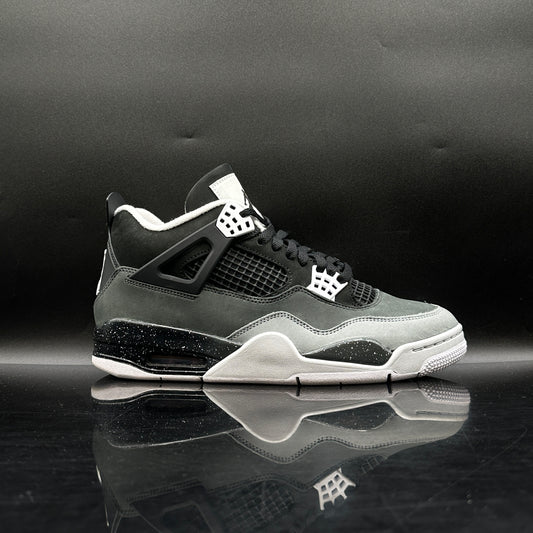 *(PRE-OWNED) Jordan 4 Fear SZ 9