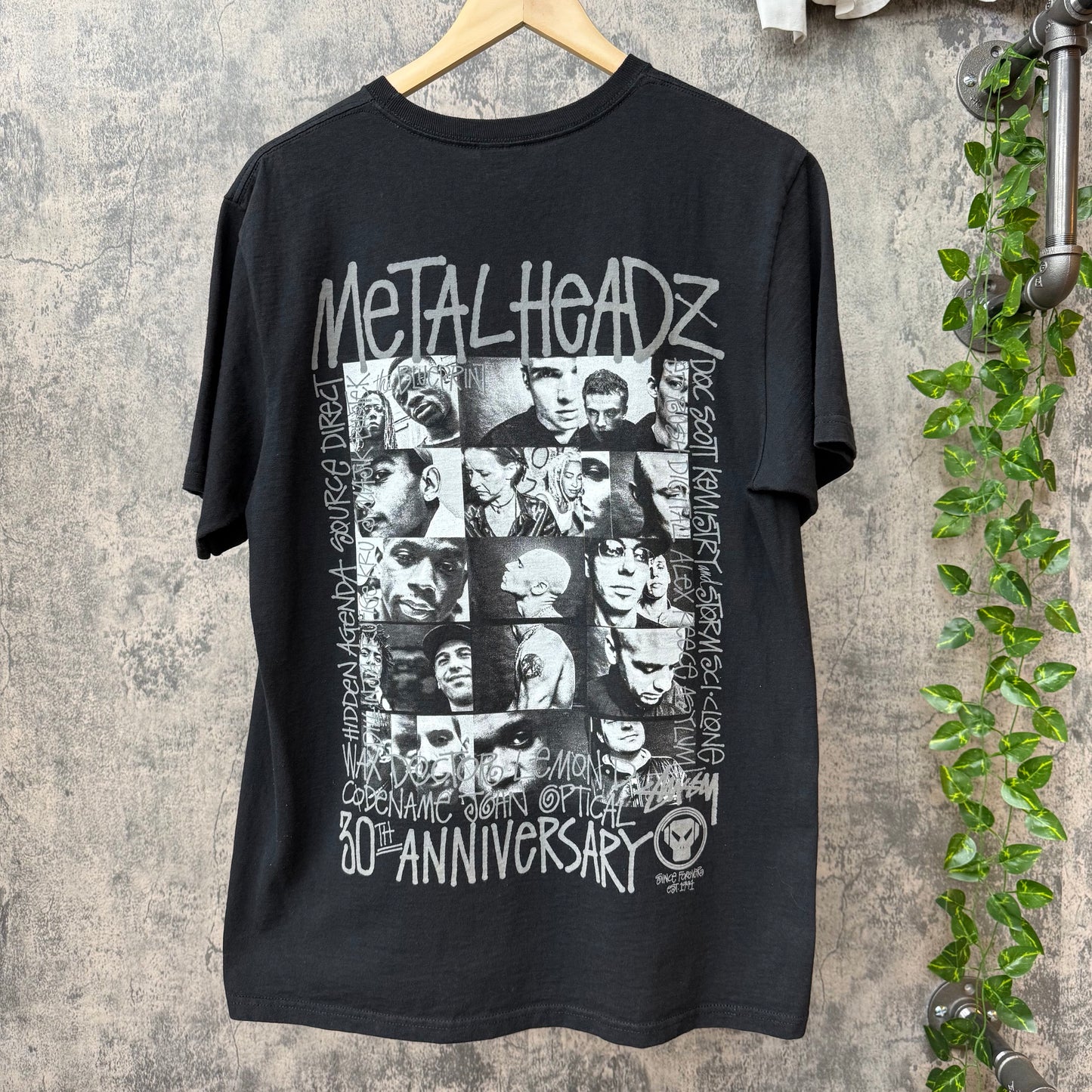 Stussy 30th Anniversary Metal Headz Tee SZ M