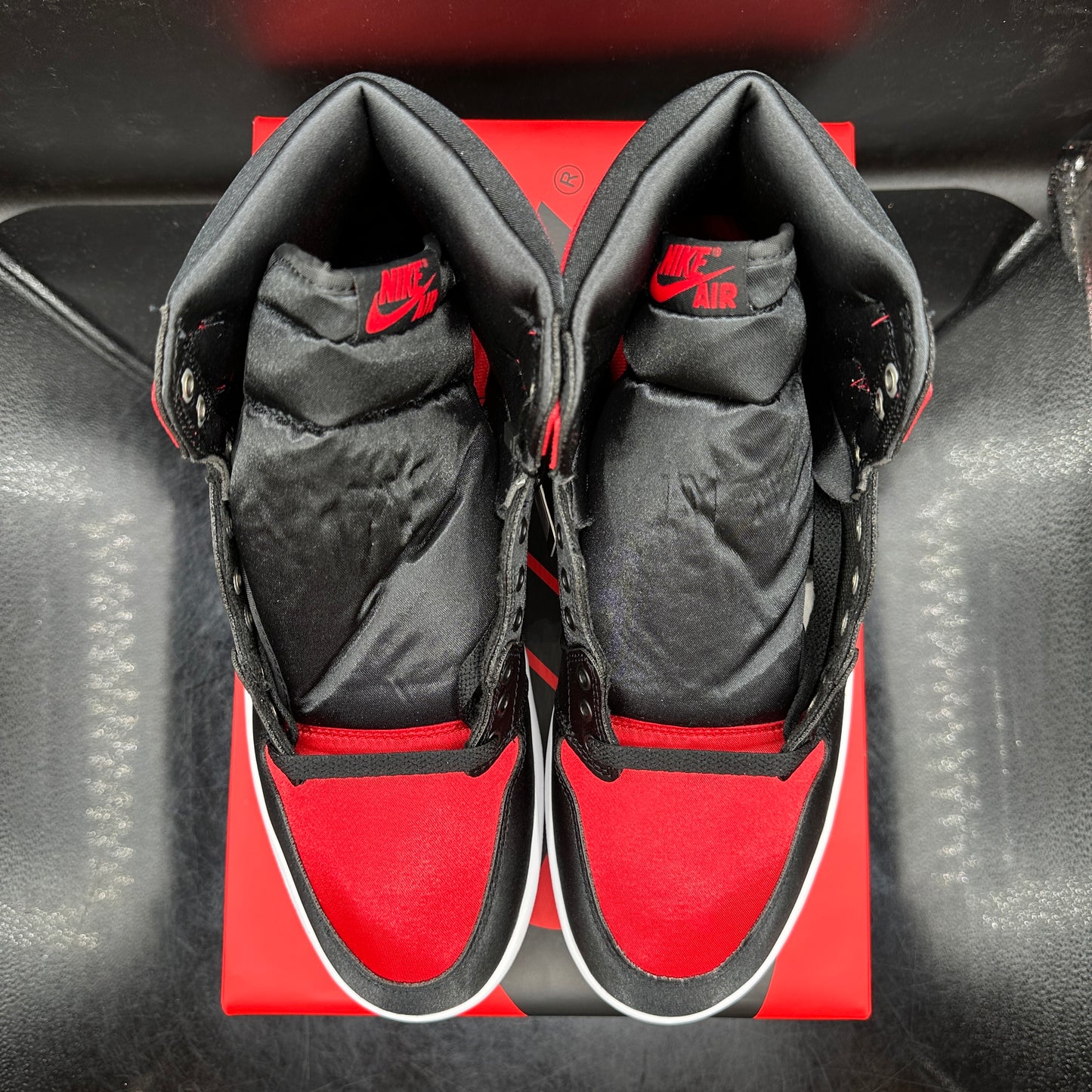 Jordan 1 Satin Bred (Multiple Sizes) (DS)