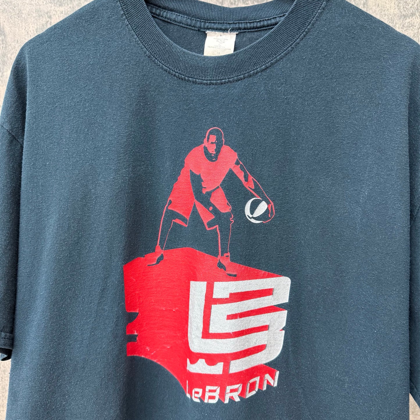 2004 Lebron James Zoom Generation Footaction Promo Tee SZ XL